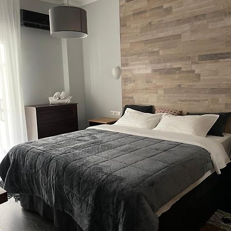 Apartment Dimitris เอเธนส์ ภายนอก รูปภาพ
