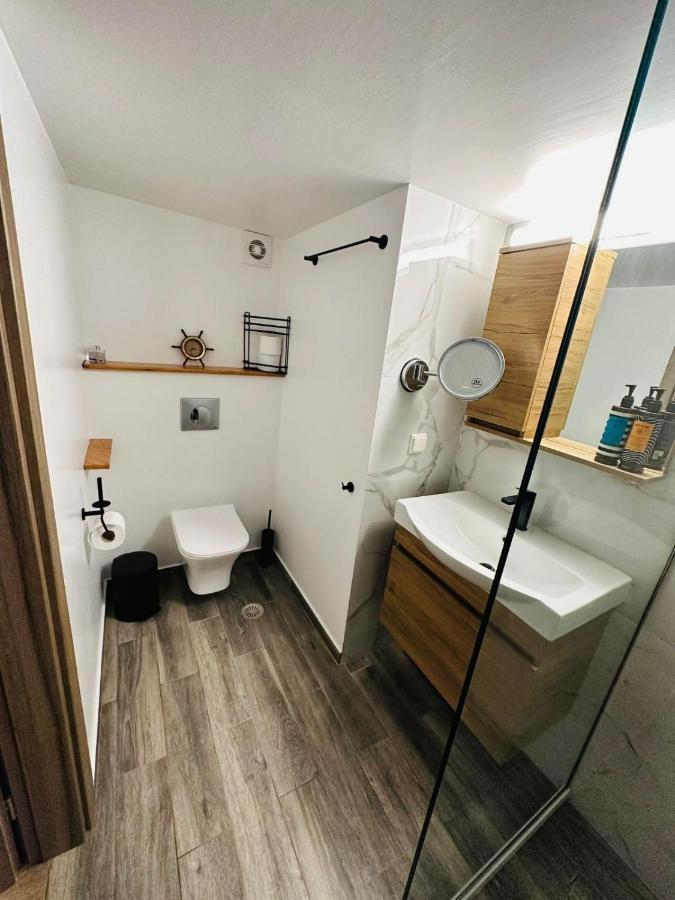 Apartment Dimitris เอเธนส์ ภายนอก รูปภาพ