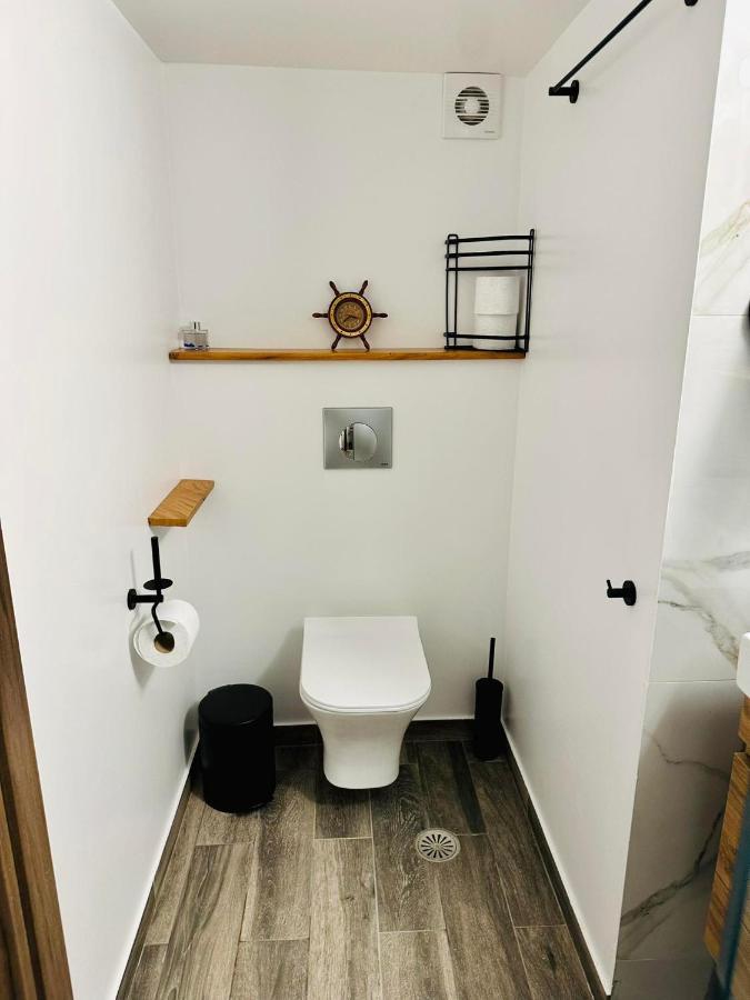 Apartment Dimitris เอเธนส์ ภายนอก รูปภาพ